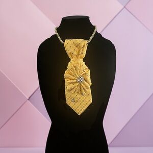 Yellow Statement Necklace Tie Pendant - Unbranded